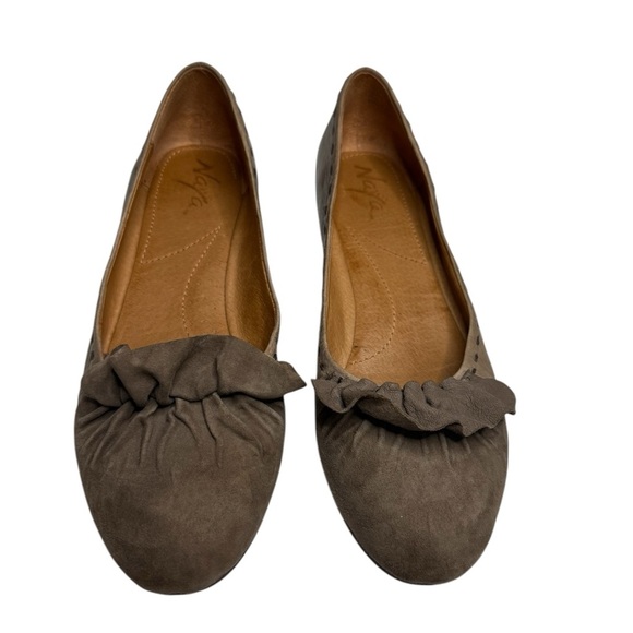 NAYA Women Tabby Brown Leather Ruffle Ballet Flat Slip On  US 10 - Picture 9 of 9